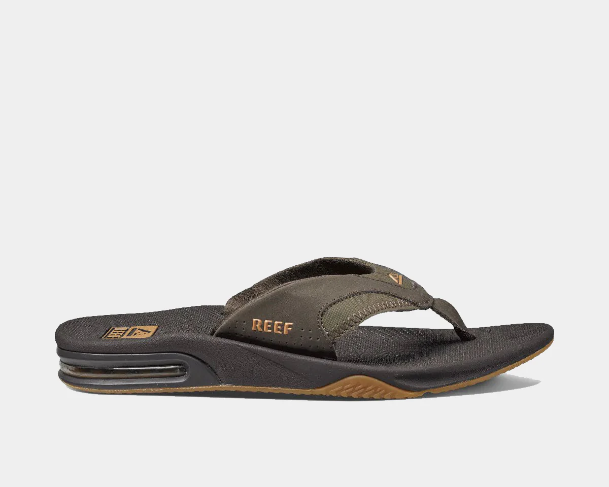 Fanning Flip Flops - Image 8
